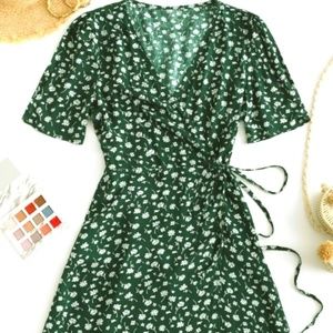 V neck Floral Wrap Dress